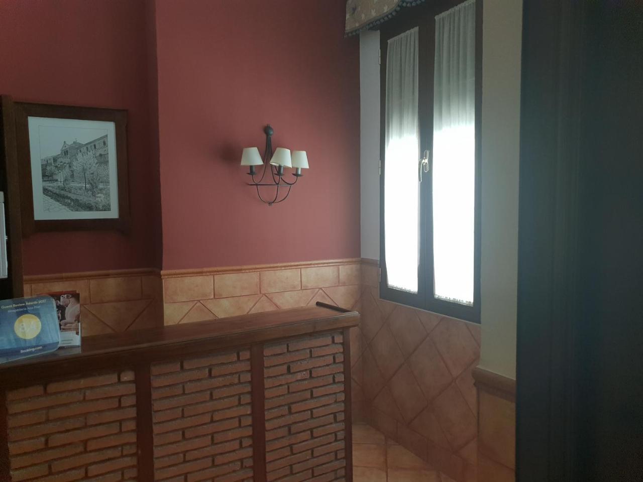 Hospederia Ana Pilar Hotel Porcuna Exterior foto
